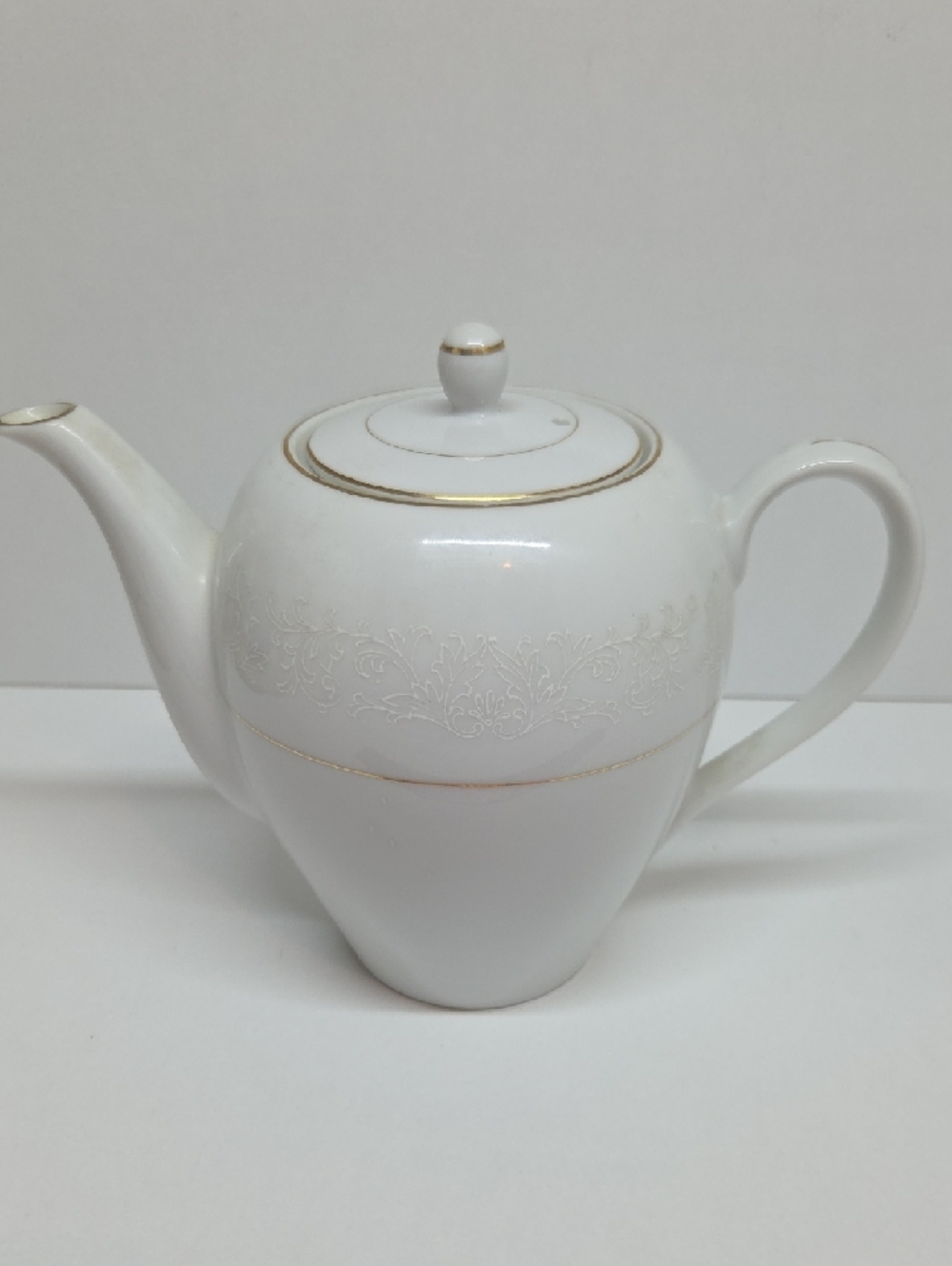 Tea Pot - Picture 4 of 11